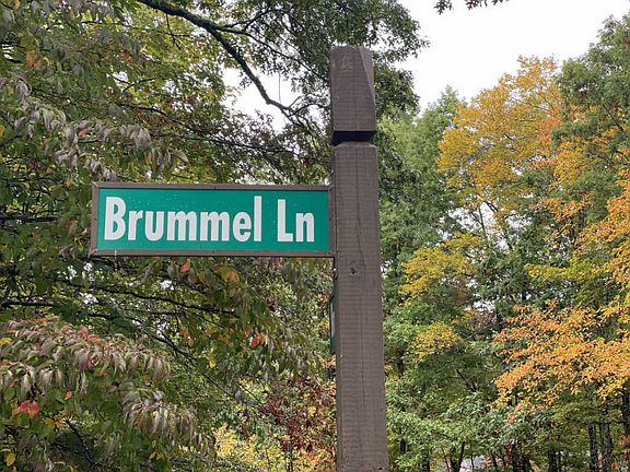 3rd image of 37 Brummel Ln