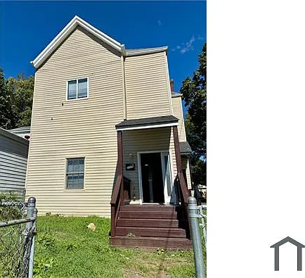 2729 W Market St — Photo 1