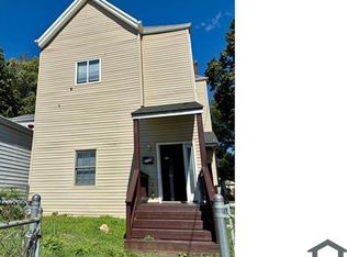 2729 W Market St, Louisville, KY 40212