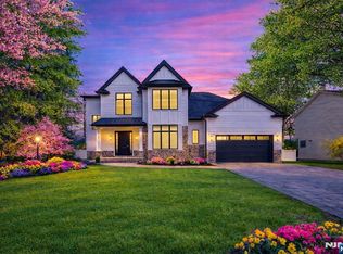 163 Delmar Ave, Glen Rock, NJ 07452