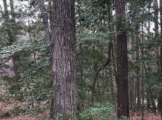 1379 Illinois Ave, Sanford, NC 27332