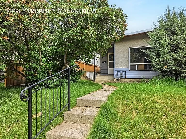 614 56th Ave SW #UPPER — Photo 24