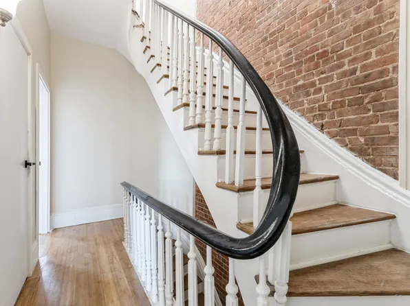 291 Forrest Street image 15 of 26