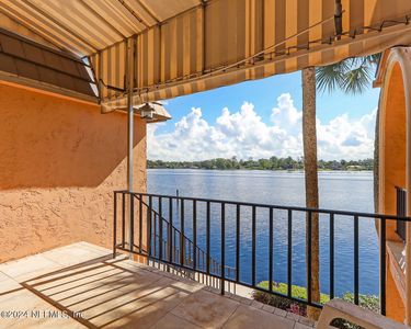 5375 ORTEGA FARMS Boulevard UNIT 102, Jacksonville, FL, 32210