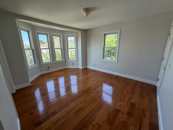 2 Hillside Ave #2, Somerville, MA 02145