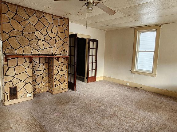 3rd image of 1109 Stony Dr