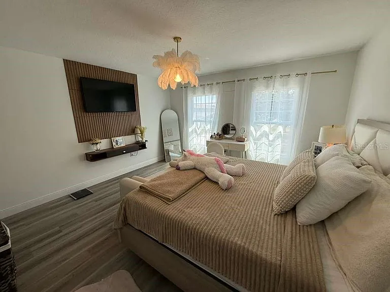 408 Finley Ave — Photo 30