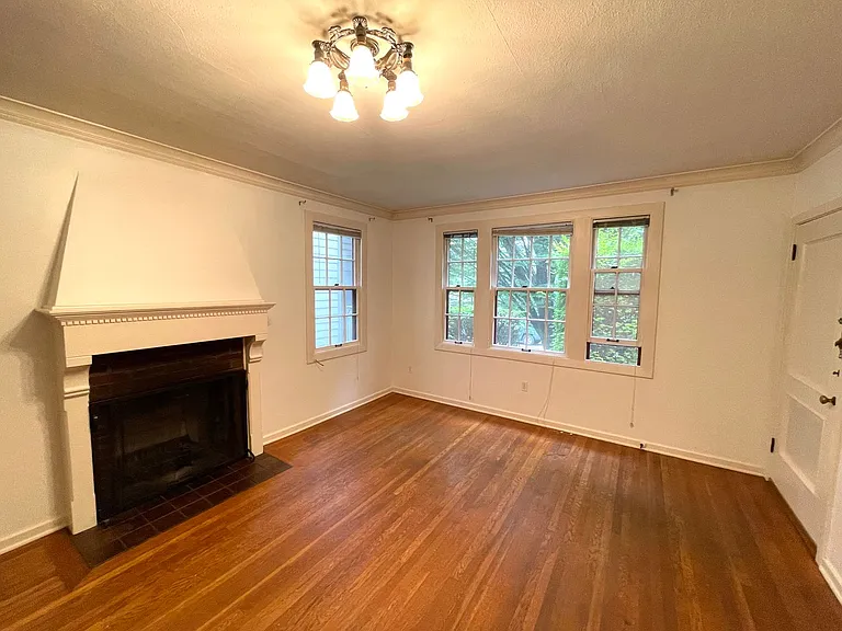 2253 NW Pettygrove St #1-4 — Photo 2