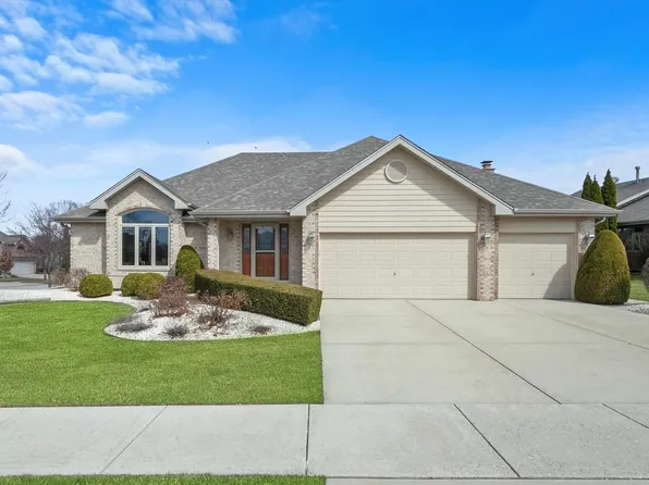 8100 Highfield Ct, Tinley Park, IL 60487