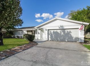 221 Waverly Dr, Fern Park, FL 32730