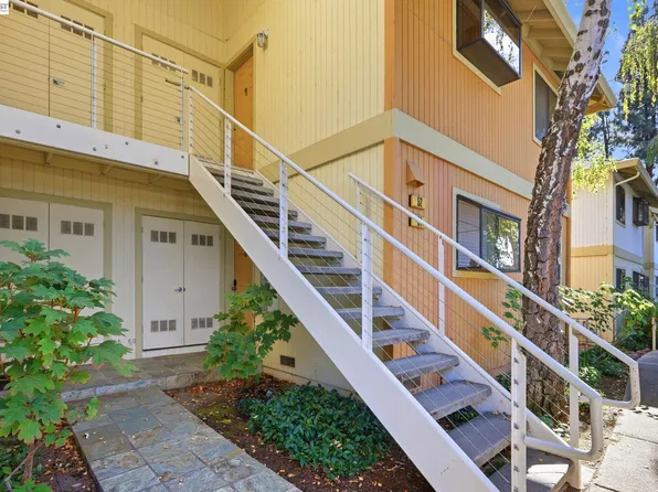 2827 Monument Blvd APT 52, Concord, CA 94520