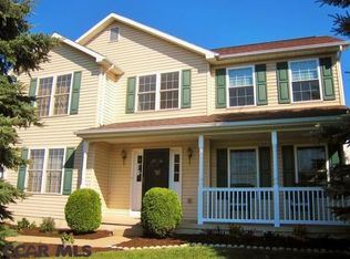 25 Macintosh Ct, Port Matilda, PA 16870