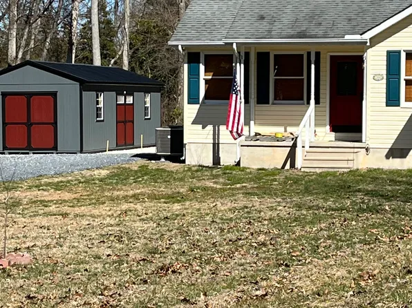 13067 Logan Ln, Greensboro, MD 21639