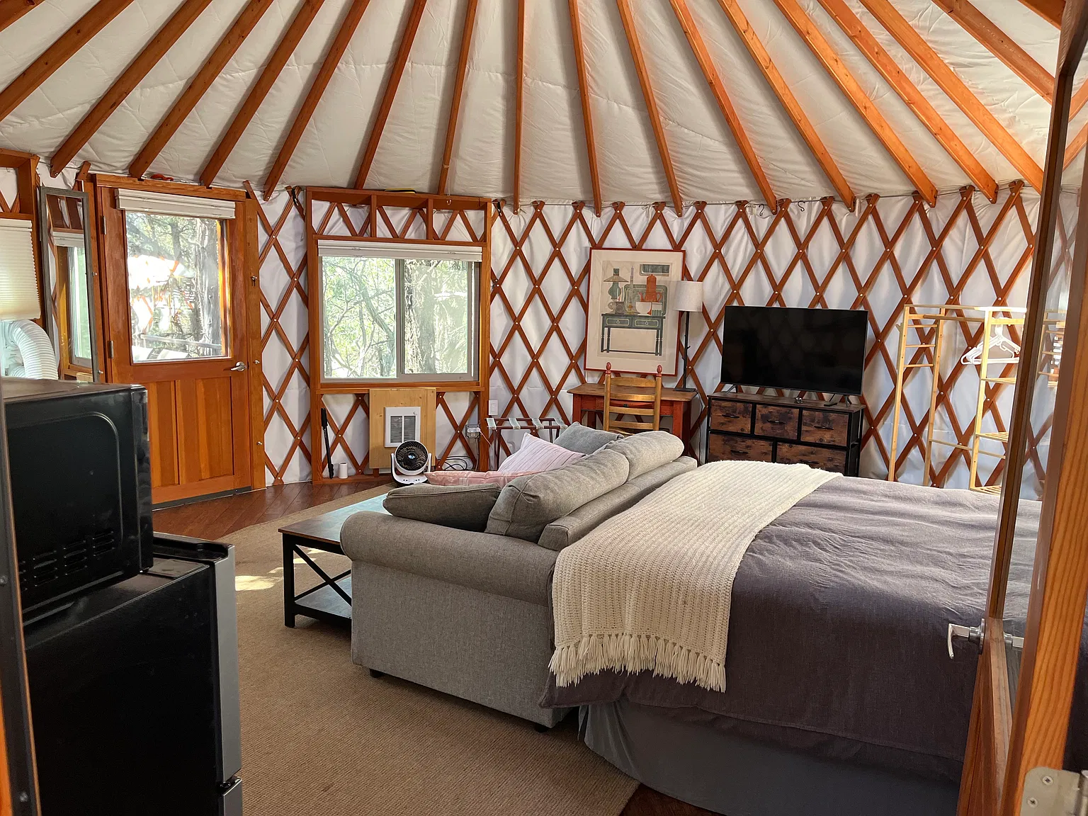 1 bed, 315 sqft, $1,100 — Photo 3