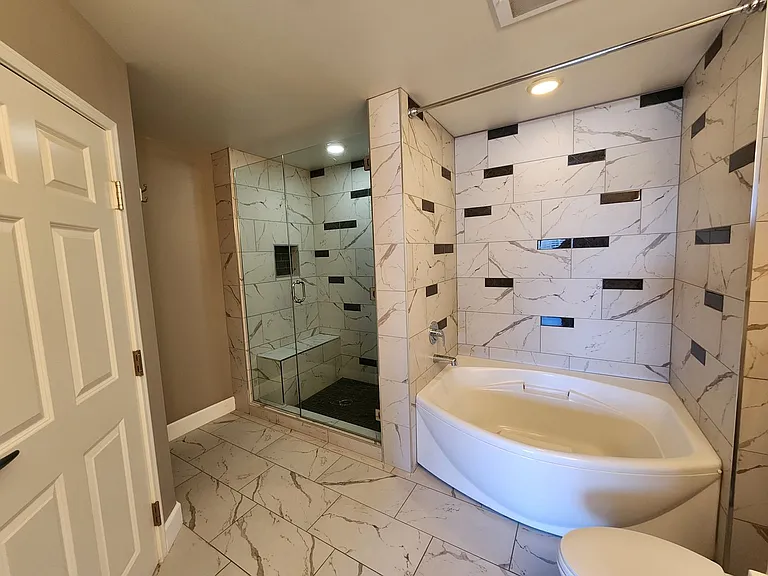 200 W Sahara Ave #502 — Photo 28