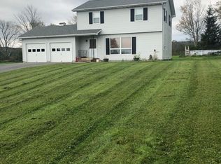 43 Edward Rd, Beach Lake, PA 18405