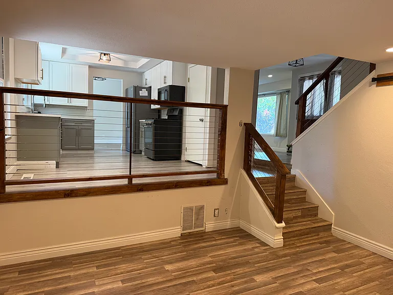 2672 Kingston Ct — Photo 13