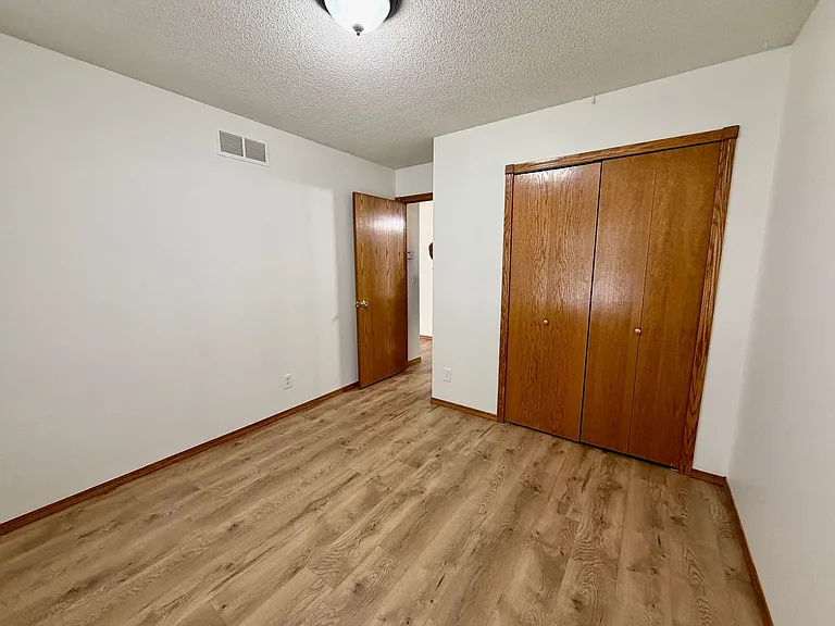2315 N Brandon Cir — Photo 12