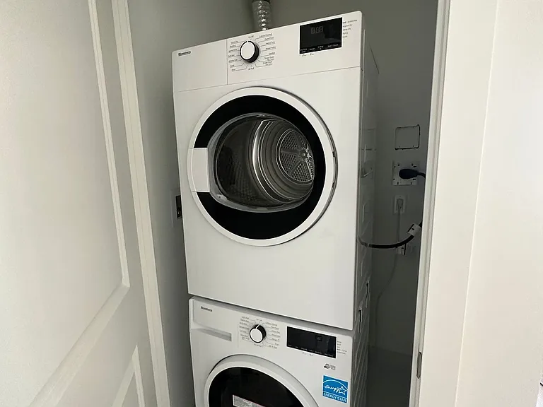 395 Bloor St E #3803 — Photo 9