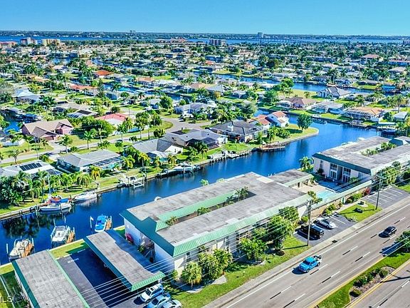 4th image of 3901 Del Prado Blvd S #202