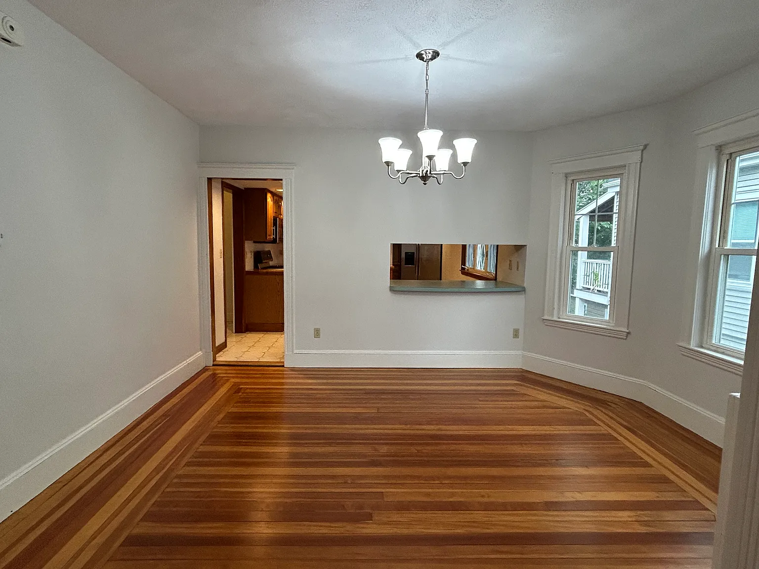 4 bed, 1800 sqft, $3,800 — Photo 4