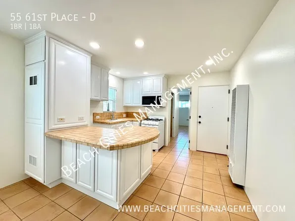 55 61st Pl #D, Long Beach, CA 90803