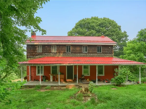 164 Young Rd, Karns City, PA 16041
