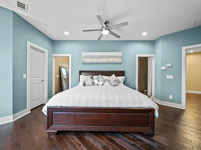 900 Phillips St — Photo 12