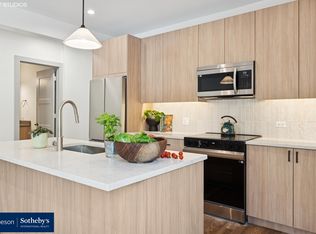 1337 1/2 W Estes Ave #1A, Chicago, IL 60626
