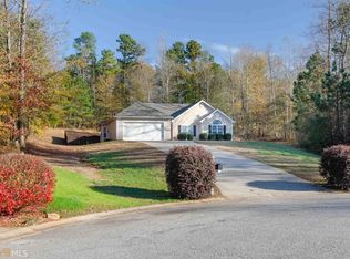 185 Farrington Dr, Newnan, GA 30263