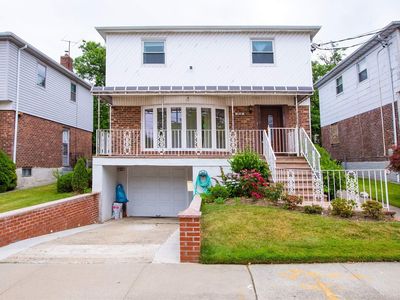 13-15 209th Street, Flushing, NY, 11360