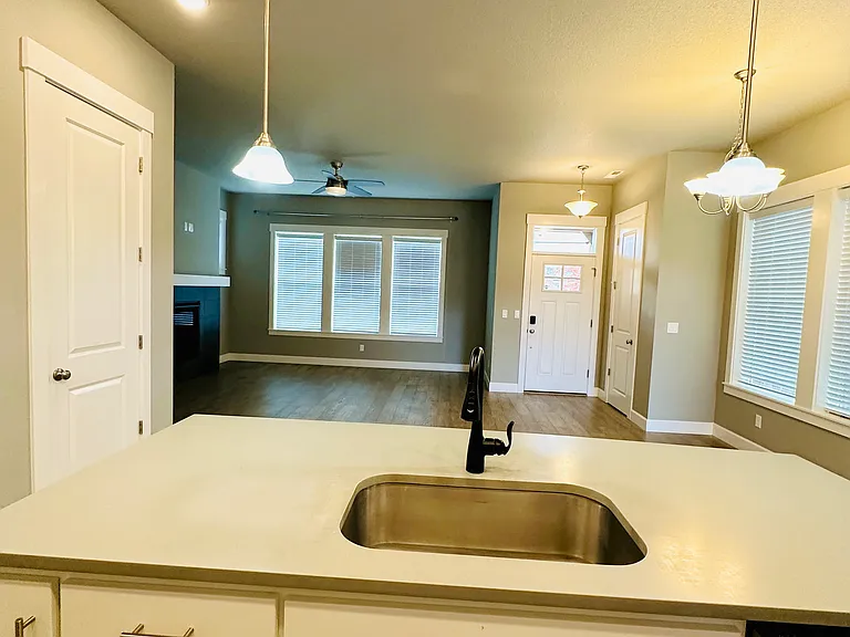 4105 SE 69th Ave — Photo 15