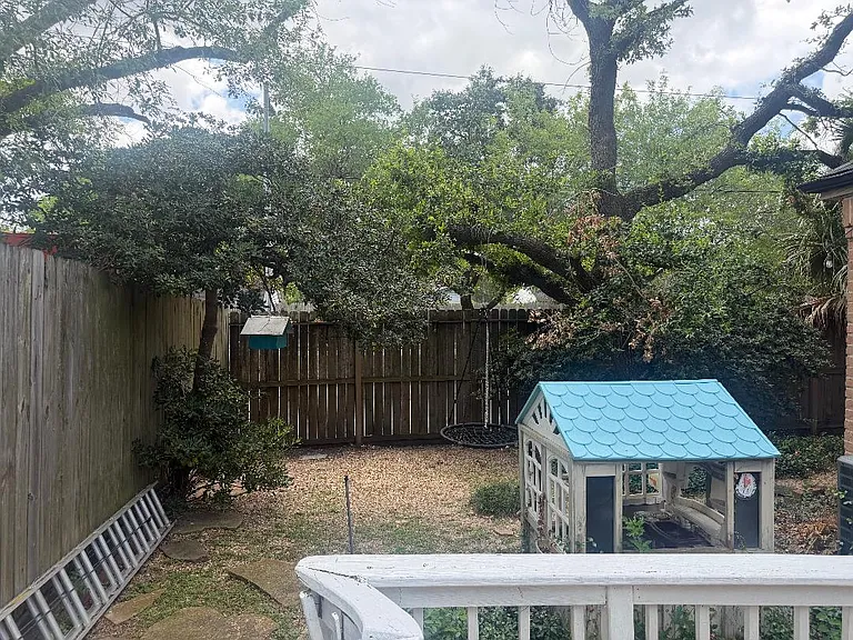 11607 Cedar Creek Dr — Photo 17