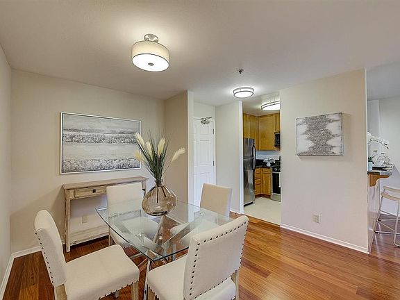 4th image of 300 Murchison Dr APT 104