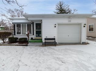 1314 Sutton St, Saginaw, MI 48602
