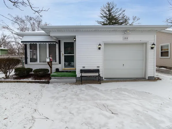 1314 Sutton St, Saginaw, MI 48602