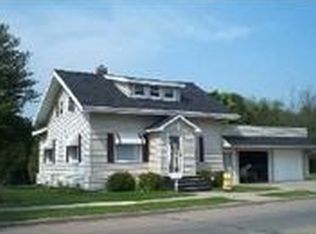 406 Main St, Oconto, WI 54153