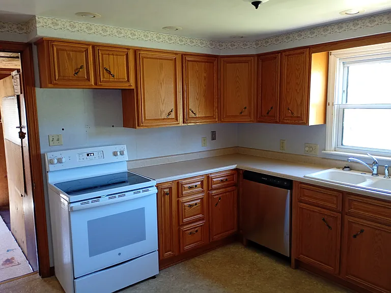 1511 Timber Rd — Photo 7