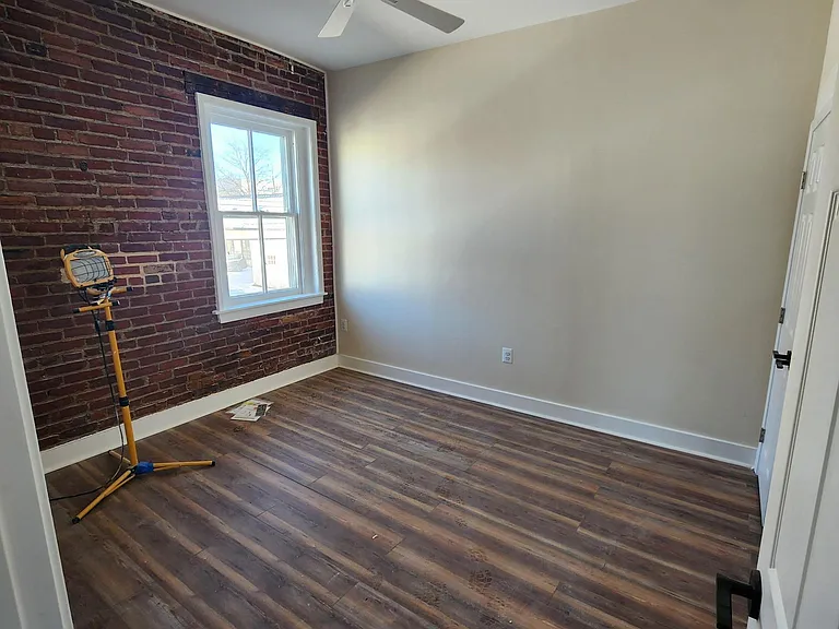 54 E Lee St #210 — Photo 5
