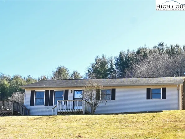 5596 US Hwy 221 N, Crumpler, NC 28617