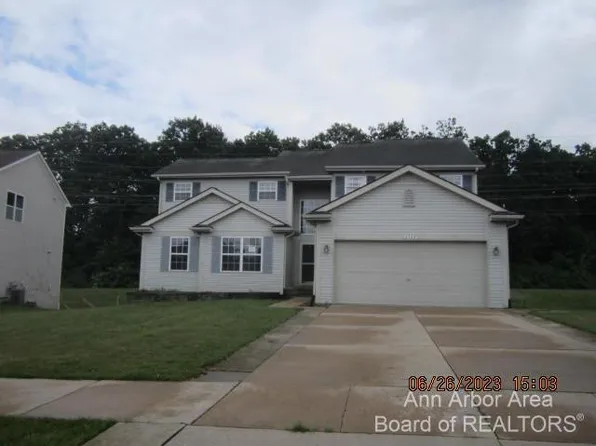4362 Blossom Hill Trl, Ann Arbor, MI 48108