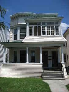 262 Manning Blvd.