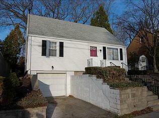 93 Davis Ave, Cranston, RI 02910