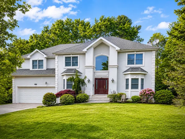 377 Ruckman Rd, Closter, NJ 07624