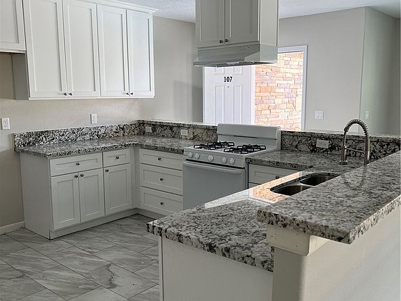 4th image of 16550 Olive St #105