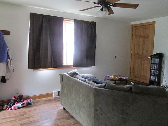 4th image of 21 Grinnell Ave