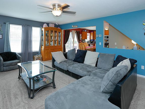 1735 Grovenberg Ct-105