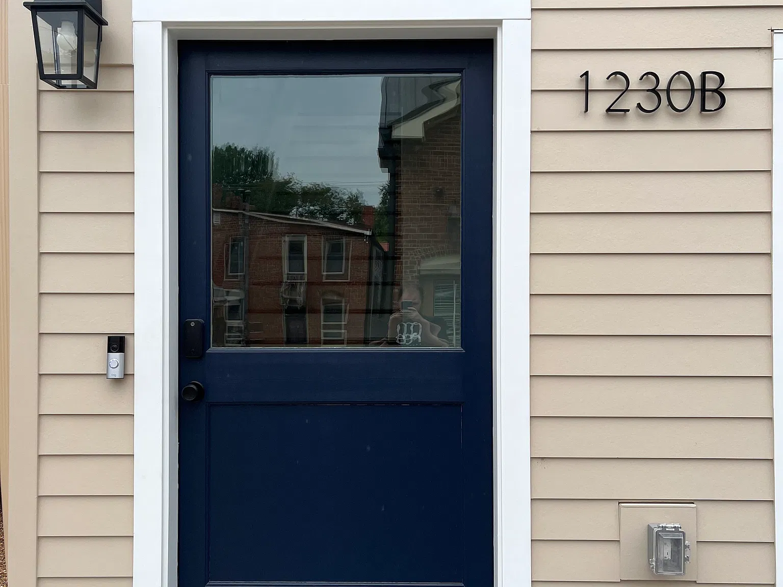 2 bed, 870 sqft, $3,000 — Photo 1