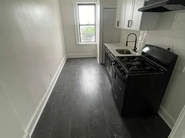 1000 S Orange Ave, Newark, NJ