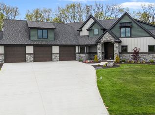 17484 Umbra Trl, Huntertown, IN 46748